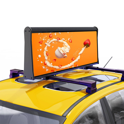El top del coche de la FCC del CE ROHS llevado exhibe el taxi a todo color que hace publicidad de las pantallas